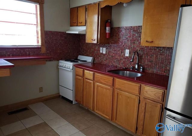 905 Stevens Court NE, Huntsville, AL 35801