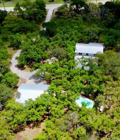 261 FAWN LN, Spring Branch, TX 78070