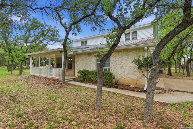 261 FAWN LN, Spring Branch, TX 78070