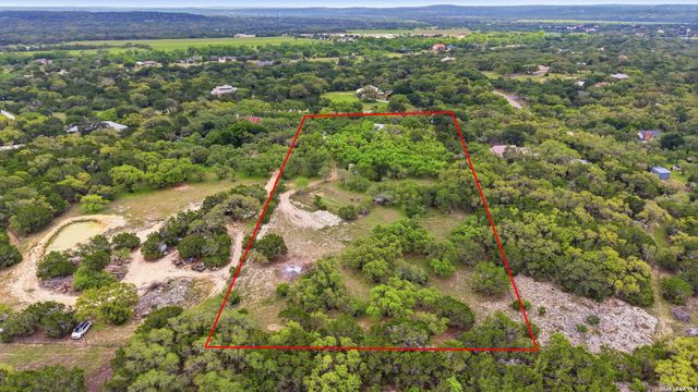 261 FAWN LN, Spring Branch, TX 78070