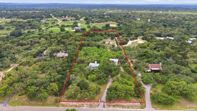 261 FAWN LN, Spring Branch, TX 78070