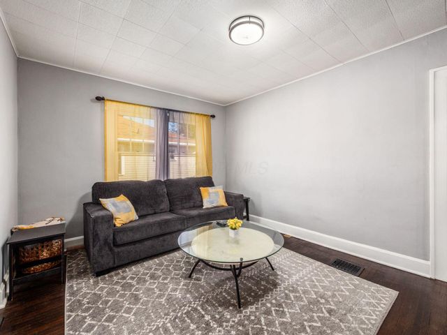 1663 Hopkins Avenue, Columbus, OH 43223