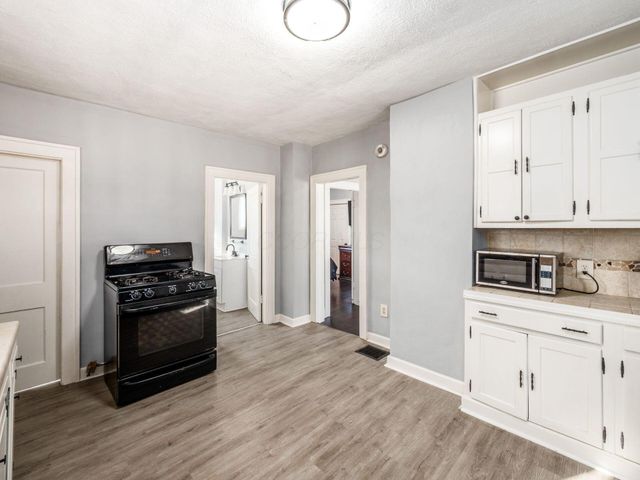 1663 Hopkins Avenue, Columbus, OH 43223