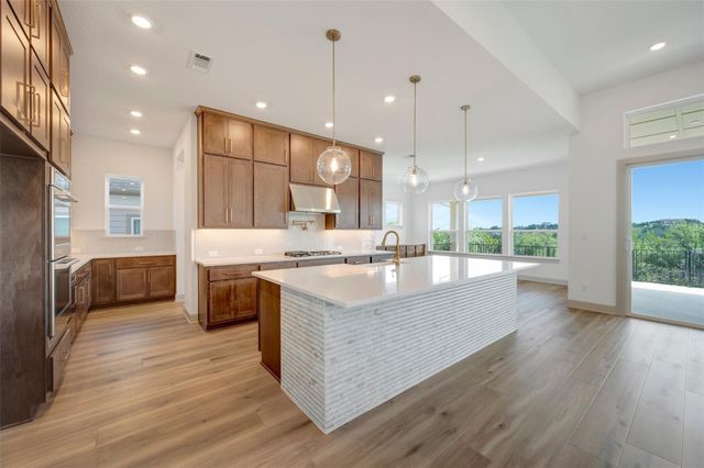 302 Silver Sage CT, Dripping Springs, TX 78620