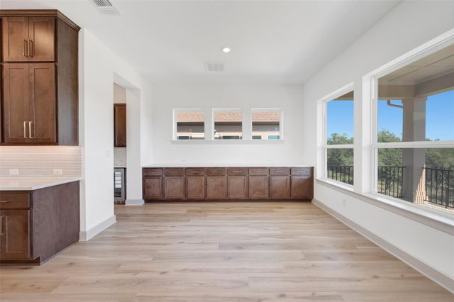 302 Silver Sage CT, Dripping Springs, TX 78620