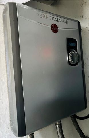 28 LAS PALMAS WAY, Kissimmee, FL 34743