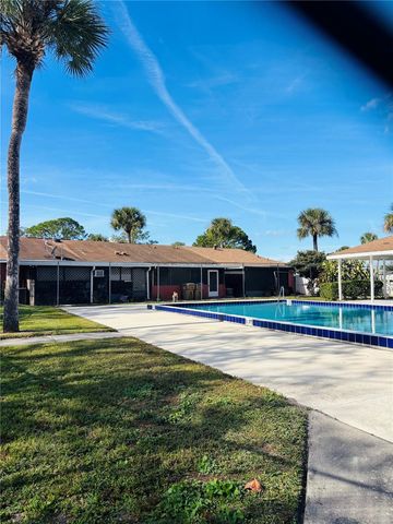 28 LAS PALMAS WAY, Kissimmee, FL 34743