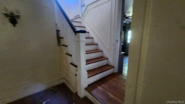 72 Archer Drive, Bronxville, NY 10708