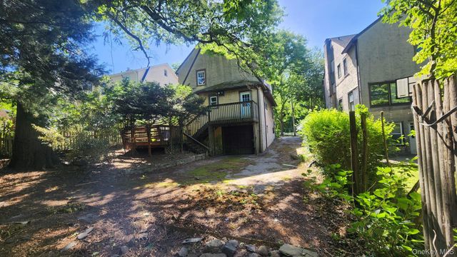 72 Archer Drive, Bronxville, NY 10708