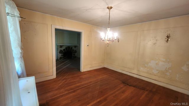 72 Archer Drive, Bronxville, NY 10708