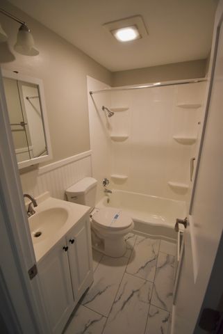 16 Magnolia Ave 7, Gloucester, MA 01930