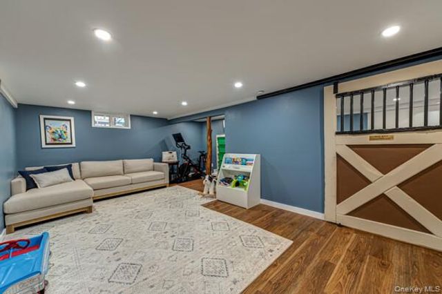 116 Railroad Avenue, Saint James, NY 11780