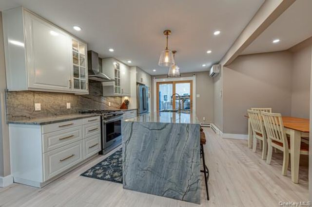 116 Railroad Avenue, Saint James, NY 11780