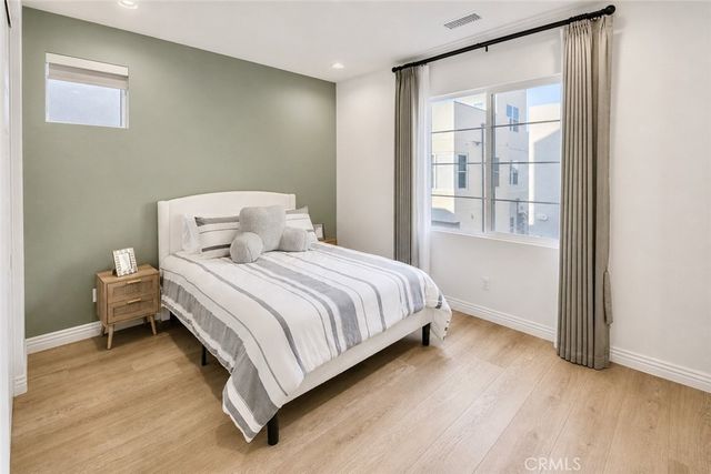 254 Tank, Irvine, CA 92618