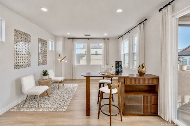 254 Tank, Irvine, CA 92618