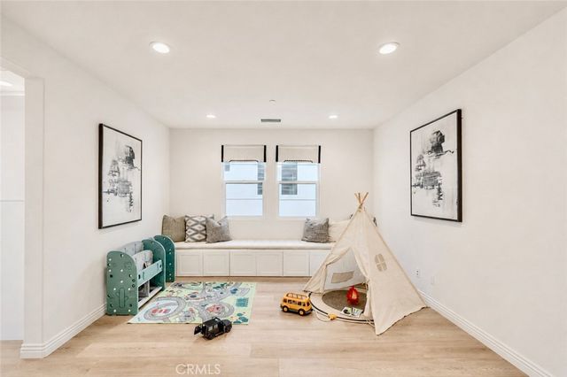 254 Tank, Irvine, CA 92618
