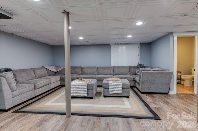 97 Circle E Ranch Road, Burnsville, NC 28714