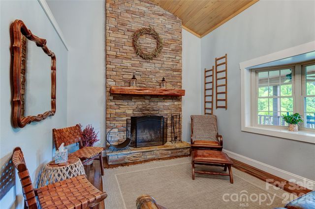 97 Circle E Ranch Road, Burnsville, NC 28714