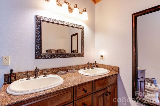 97 Circle E Ranch Road, Burnsville, NC 28714