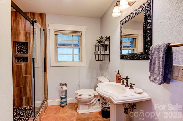 97 Circle E Ranch Road, Burnsville, NC 28714