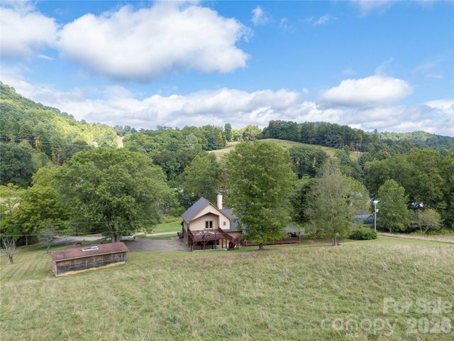 97 Circle E Ranch Road, Burnsville, NC 28714