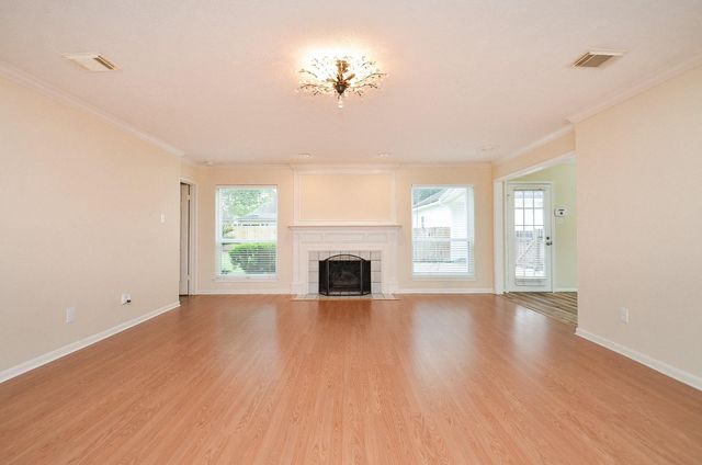 4415 Knightsbridge Boulevard, Sugar Land, TX 77479