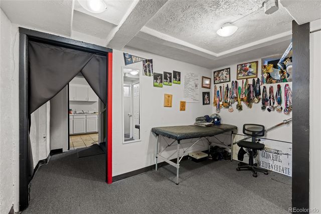 2845 N Wyandot Street, Denver, CO 80211