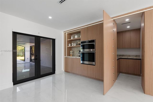 12425 SW 226th St, Miami, FL 33170