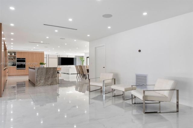 12425 SW 226th St, Miami, FL 33170