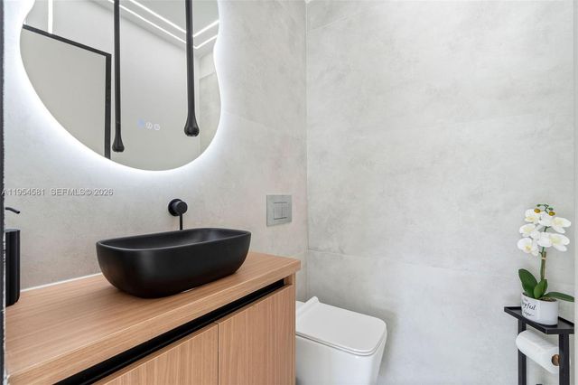 12425 SW 226th St, Miami, FL 33170