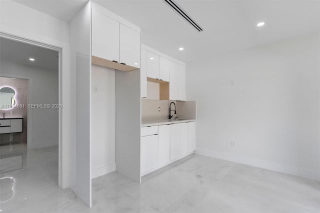 12425 SW 226th St, Miami, FL 33170