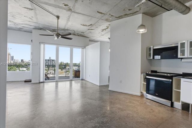 10 S River Drive 806, Miami, FL 33130
