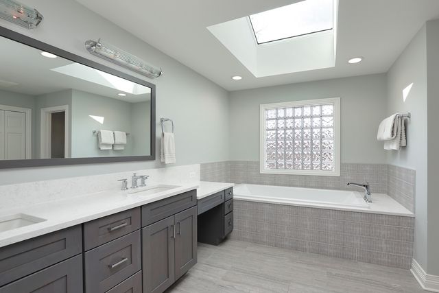 1430 Voltz Road, Northbrook, IL 60062