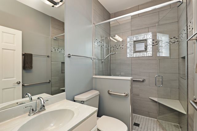 1430 Voltz Road, Northbrook, IL 60062