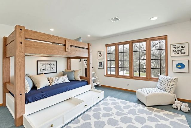 1430 Voltz Road, Northbrook, IL 60062