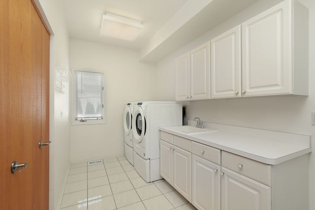 1430 Voltz Road, Northbrook, IL 60062