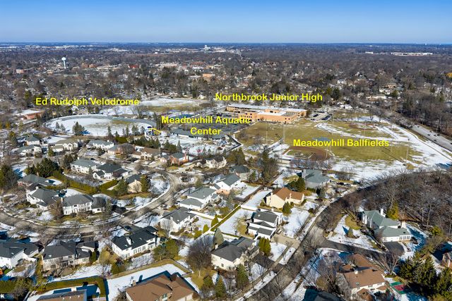 1430 Voltz Road, Northbrook, IL 60062