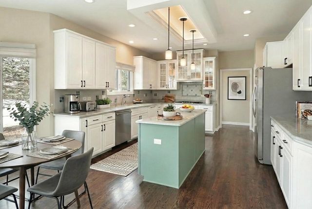 1430 Voltz Road, Northbrook, IL 60062