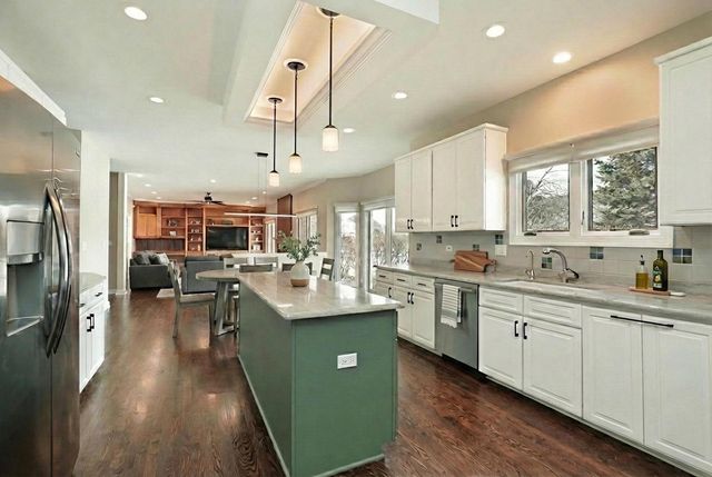 1430 Voltz Road, Northbrook, IL 60062