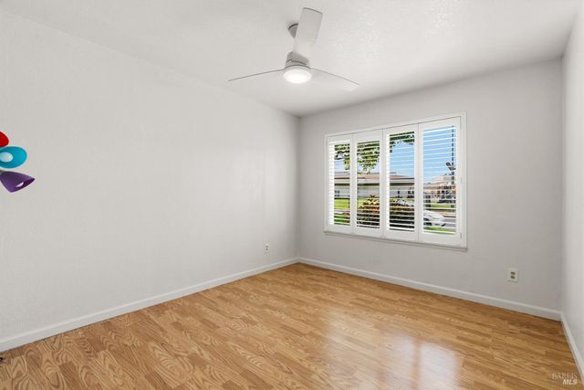 131 Cambridge Dr, Vacaville, CA 95687