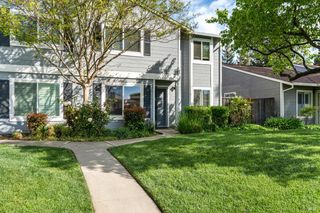 131 Cambridge Dr, Vacaville, CA 95687