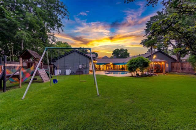 1026 Riverlace Drive, Houston, TX 77079