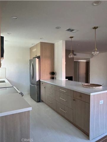 4706 Park Granada 188, Calabasas, CA 91302