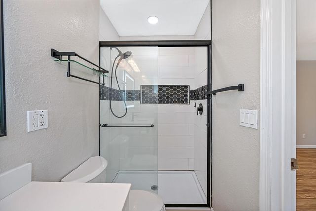 4404 Rollingrock Way, Carmichael, CA 95608