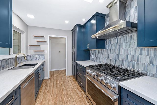 4404 Rollingrock Way, Carmichael, CA 95608