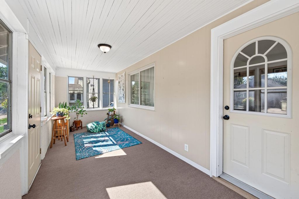 3018 Grand Street NE, Minneapolis, MN 55418 — photo 2