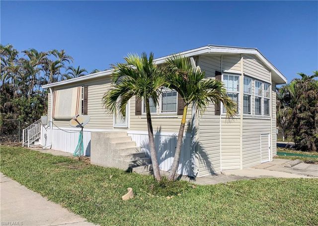 19681 Summerlin RD # 416, Fort Myers, FL 33908