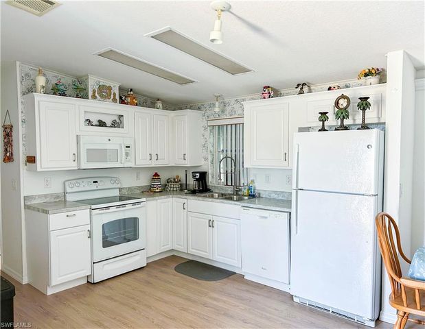 19681 Summerlin RD # 416, Fort Myers, FL 33908