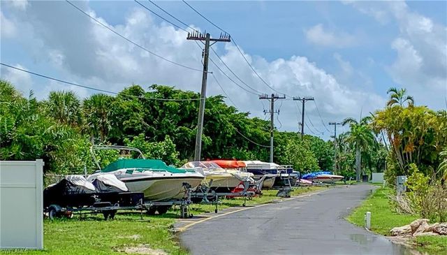 19681 Summerlin RD # 416, Fort Myers, FL 33908