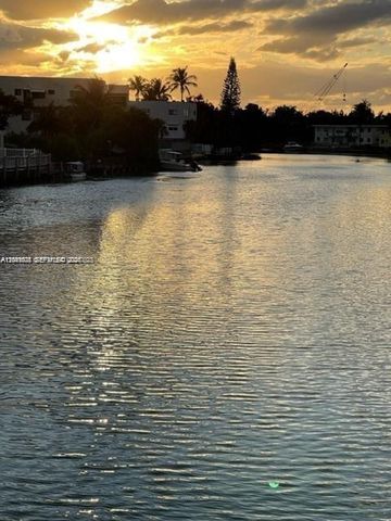 7149 Bay Dr 2, Miami Beach, FL 33141
